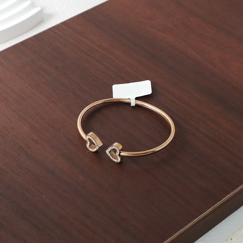 Good Quality Women Wholesale Customized Jewelry Open Rose Gold CZ Love Heart Charm Stainless Steel Expandable Bangle Bracelet