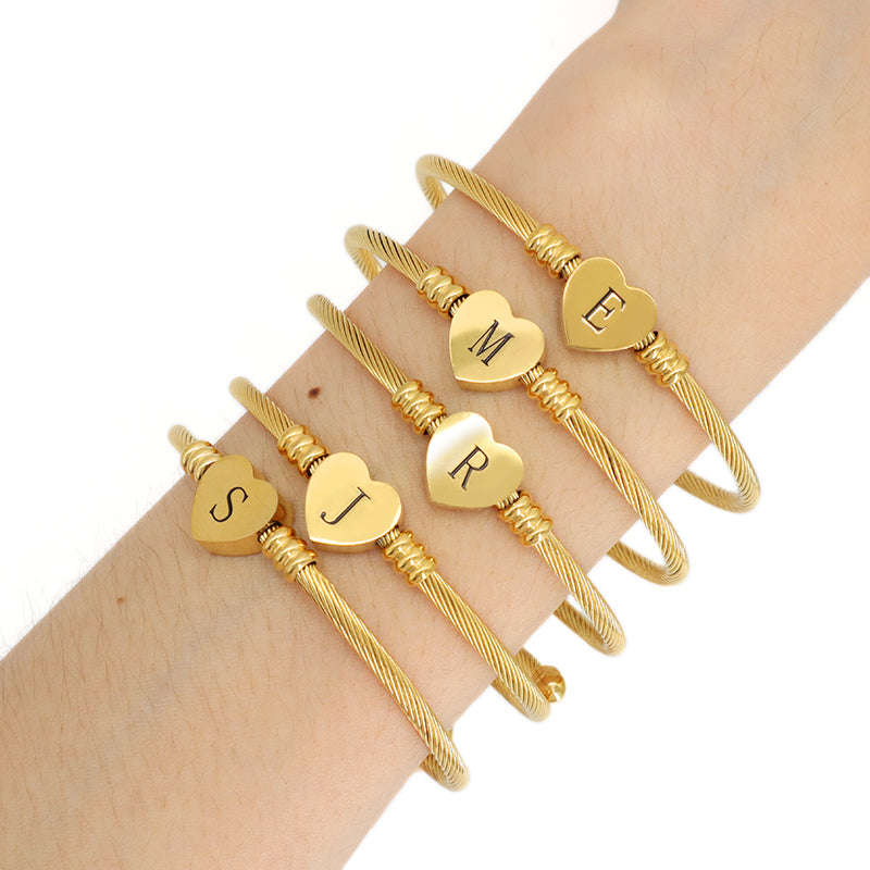 Wholesale Custom Factory Jewelry Gold Plated Initial Letter Heart Charm Stainless Steel Expandable Bangle Bracelet For Women