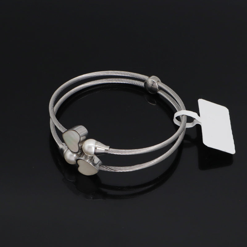 Customized Good Quality Women Wholesale Jewelry Open No Tarnish Shell Love Heart Charm Stainless Steel Expandable Bangle Bracelet