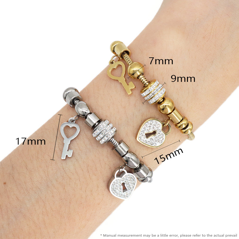 Manufacture New Wholesale Ajustable CZ Gold Plated Stainless Steel Key Heart Charm Bangle Jewelry China Factory Fashion Custom Women Heart Key Bracelet