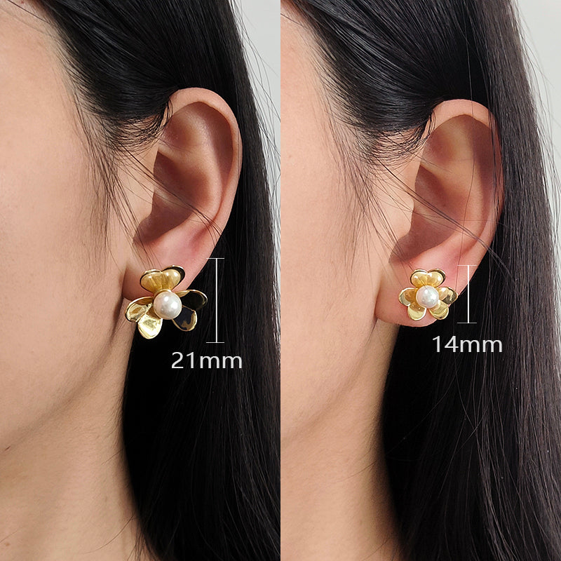 Wholesale Customized Fashion Dainty Trendy Small Gold Flower Earrings Jewelry Gold Plated Shell Flower Stud Earrings For Women