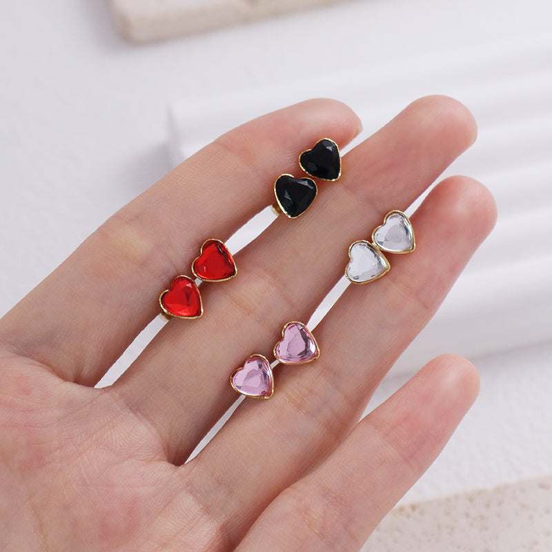 Customized Wholesale Dainty Women Red Pink Black Gold Plated Glass Crystal Love Heart Stainless Steel Stud Earrings For Gift