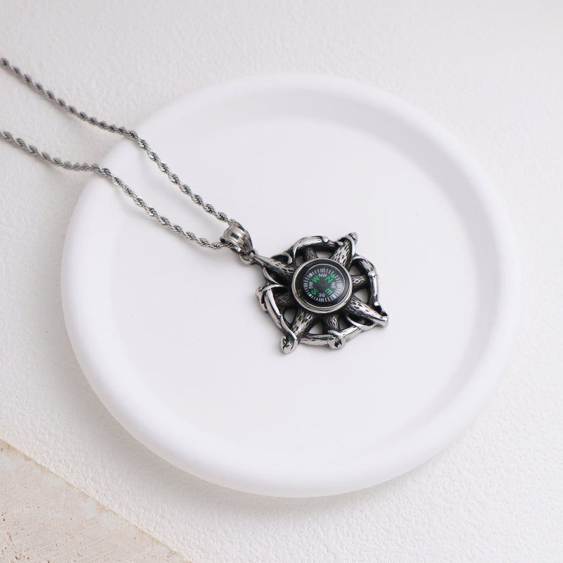 Wholesale Manufacture Custom China Factory Compass Pendant Jewelry Men Women No Tarnish Stainless Steel Compass Necklace