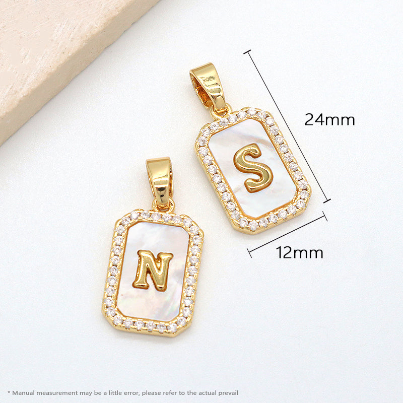 Newest Custom Jewelry Wholesale Various Shell Charm Pendant Jewelry Gold Plated Natural Letter Shell Pendant For Necklace