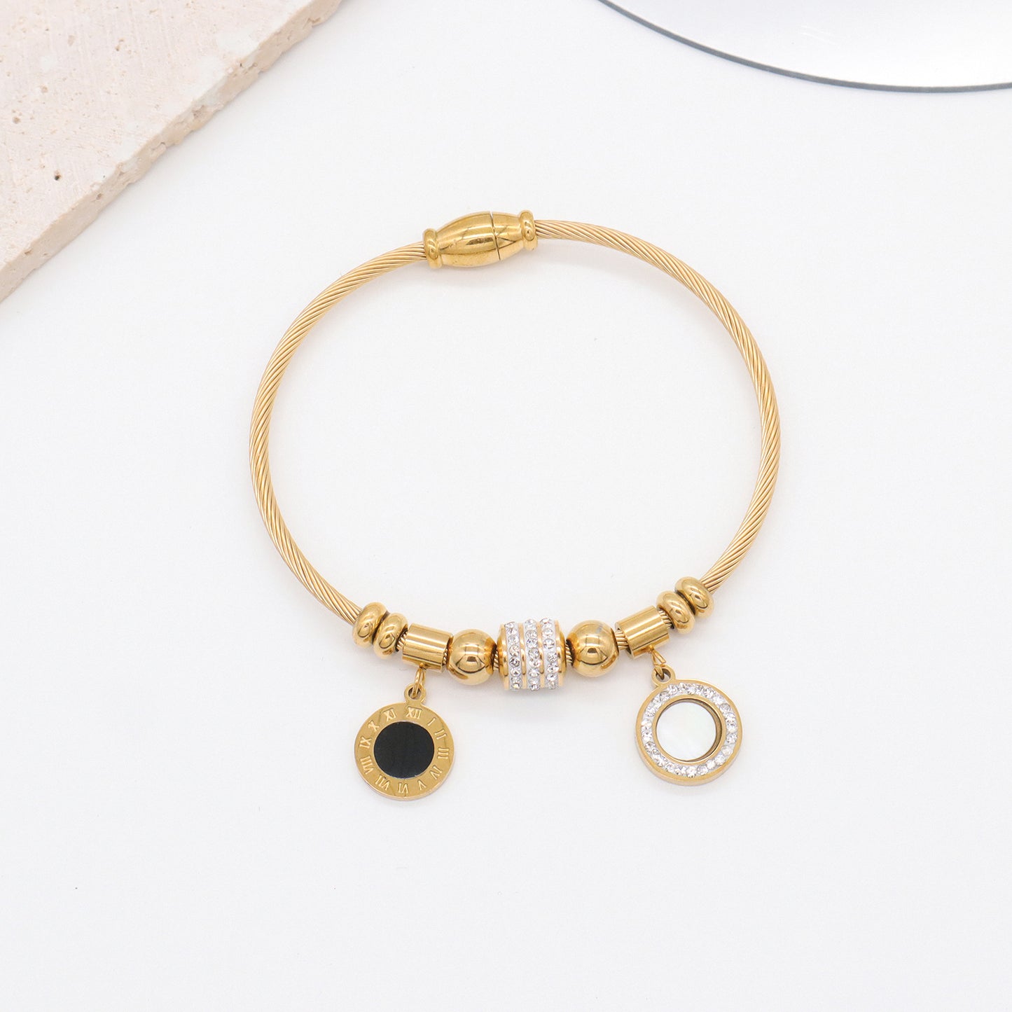 2023 trendy jewelry Women stainless steel bangle gold plated charm bracelet