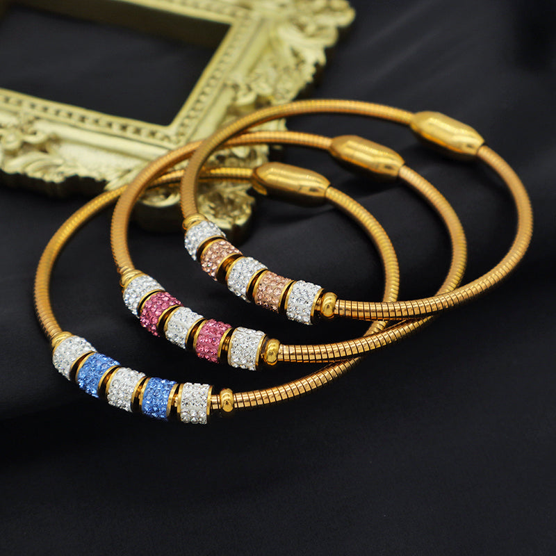 Wholesales 2023 fashion jewelry 18k gold plated stainless steel designer charms bracelets bangle