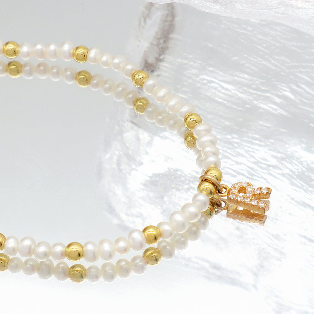 Factory custom Handmade OEM Jewelry Gold Plated 925 sterling silver beads initial Letter charm fresh water pearl Beaded bracelet