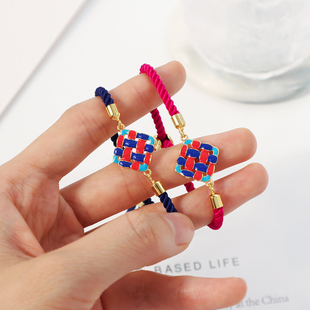 Ajustable Rope Fashion Women Customized Wholesale China Factory Gold Plated Red Blue Holloweed Out Square enamel Charm bracelet