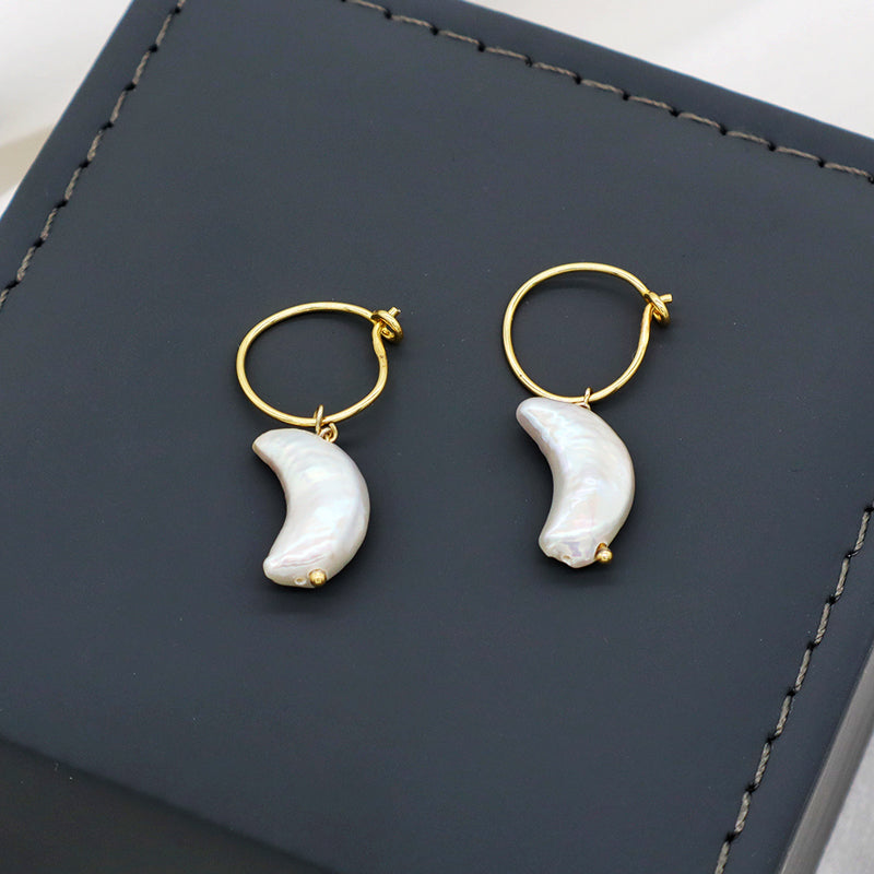 Wholesale Manufacture Customized Women Jewelry gold plated 925 sterling silver fresh water pearl Moon Shape Hoop Earrings