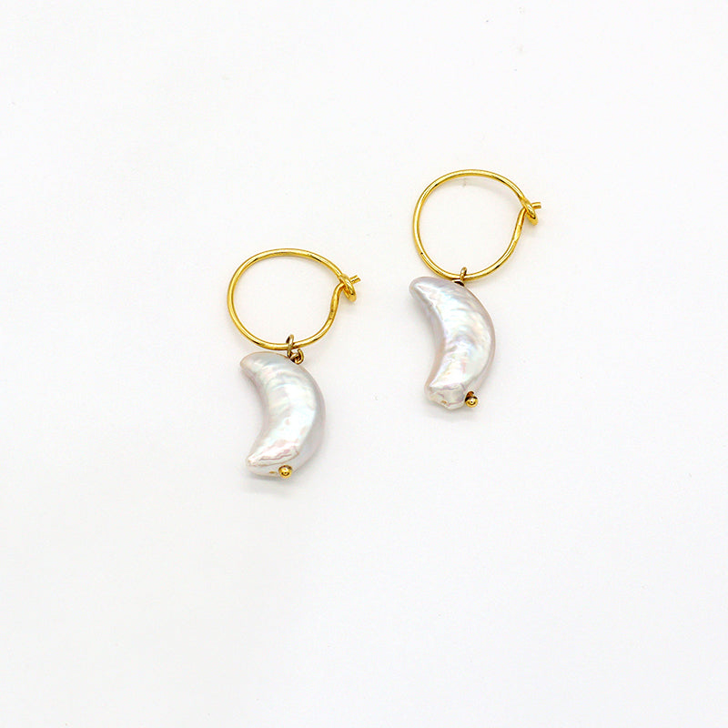 Wholesale Manufacture Customized Women Jewelry gold plated 925 sterling silver fresh water pearl Moon Shape Hoop Earrings