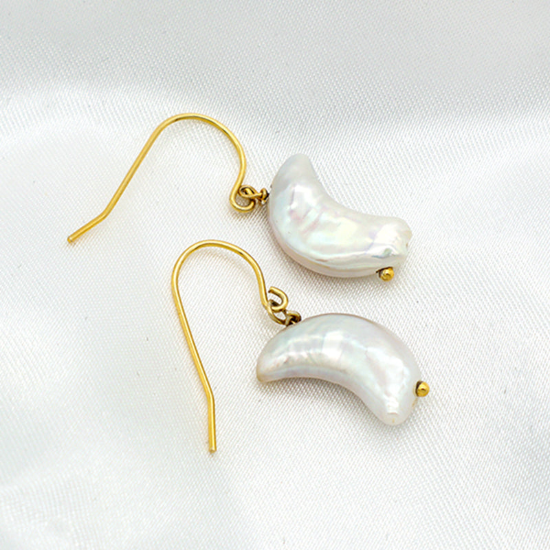 Wholesale Manufacture Customized Women Jewelry gold plated 925 sterling silver fresh water pearl Moon Shape Hoop Earrings