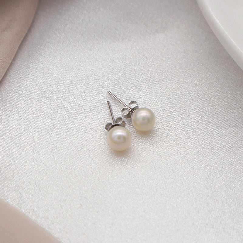 18K Gold Plated 925 Sterling Silver Earring Stud Round White Freshwater Cultured Pearl Earrings