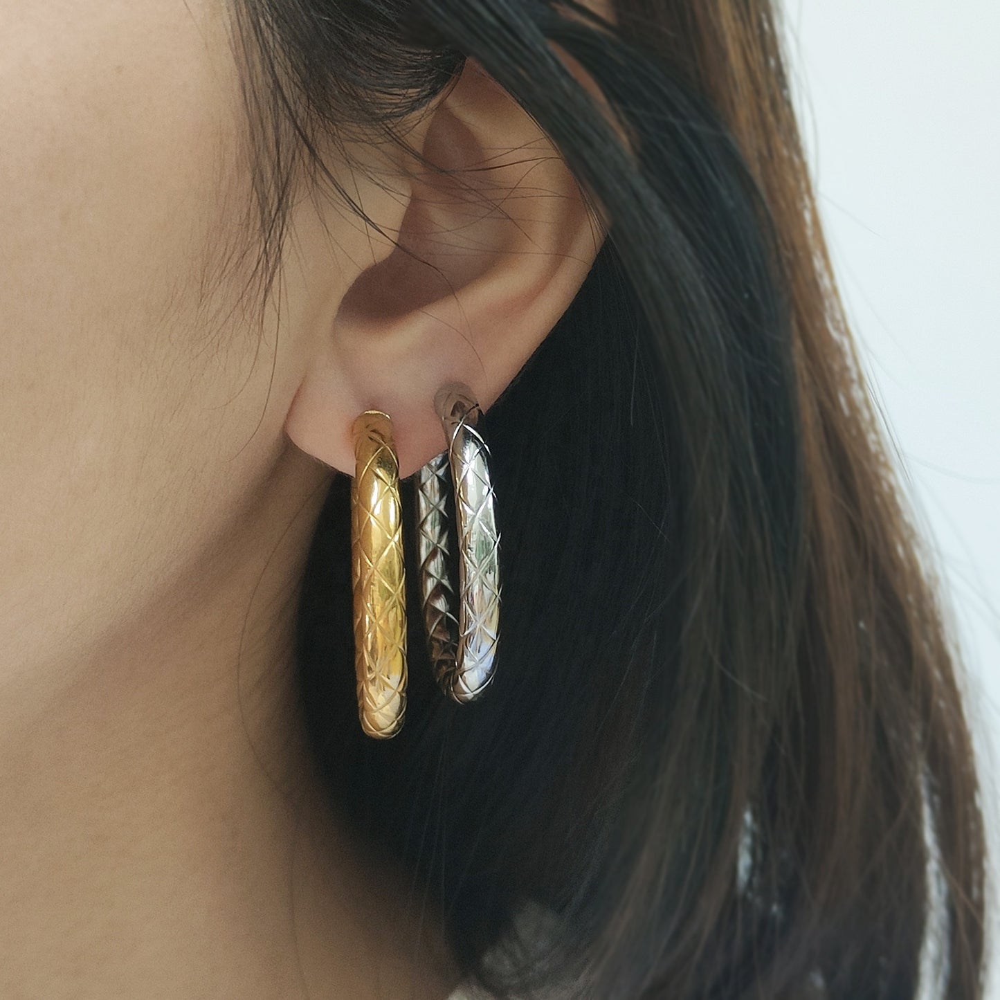 High quality 2022 Trendy earring jewelry 18K Gold plated stainless steel jewelry women large chunky hoops earrings