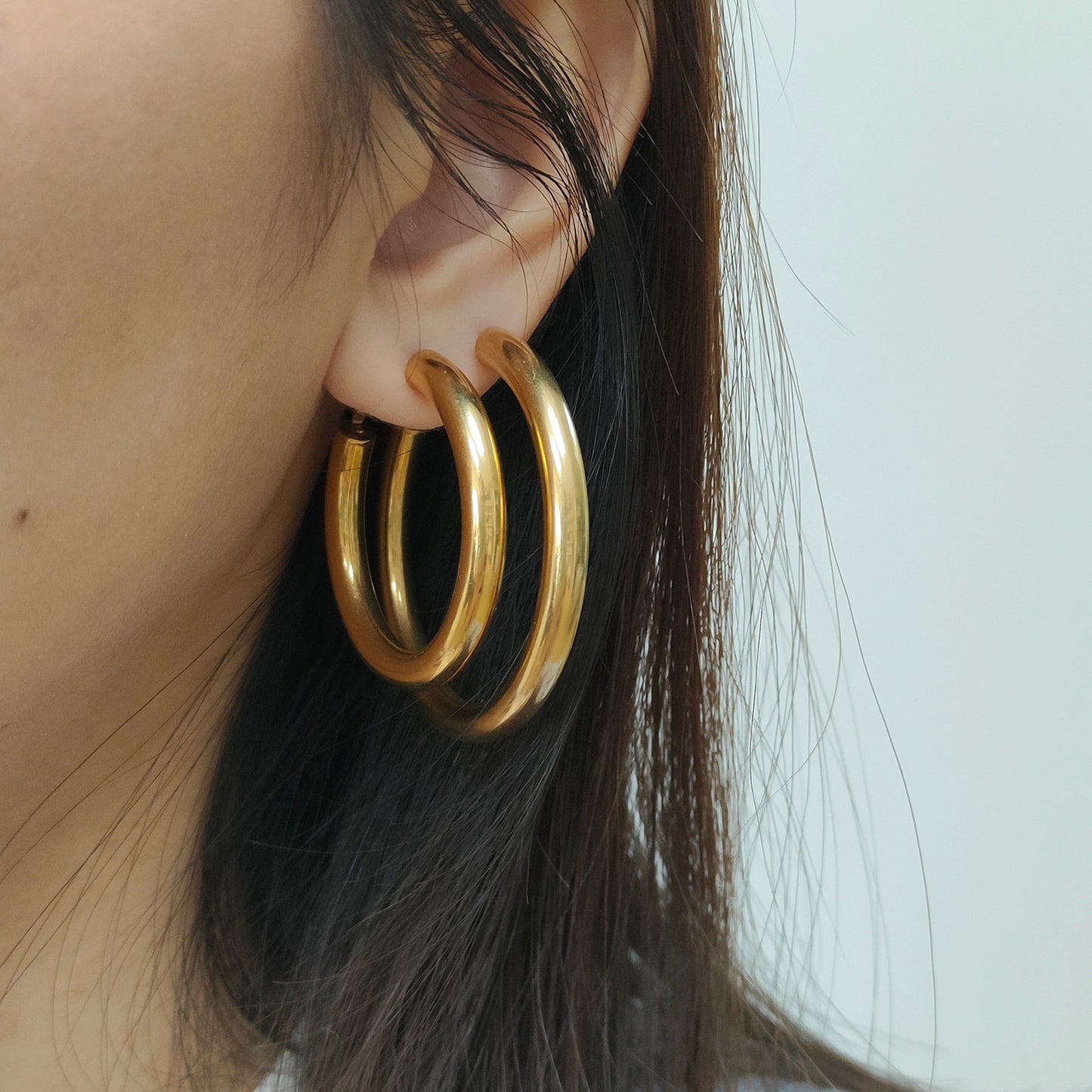 High Quality 2023 Trendy women girl earring gold plated stainless steel chunky hoops earrings