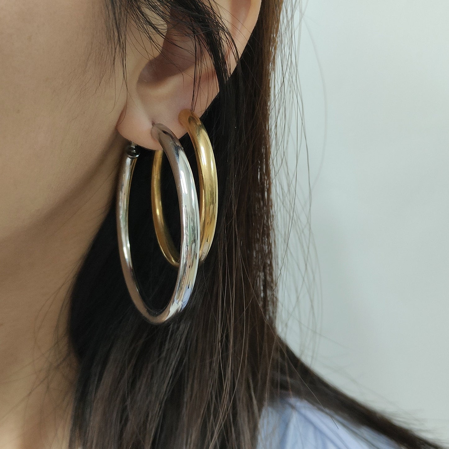 High Quality 2023 Trendy women girl earring gold plated stainless steel chunky hoops earrings