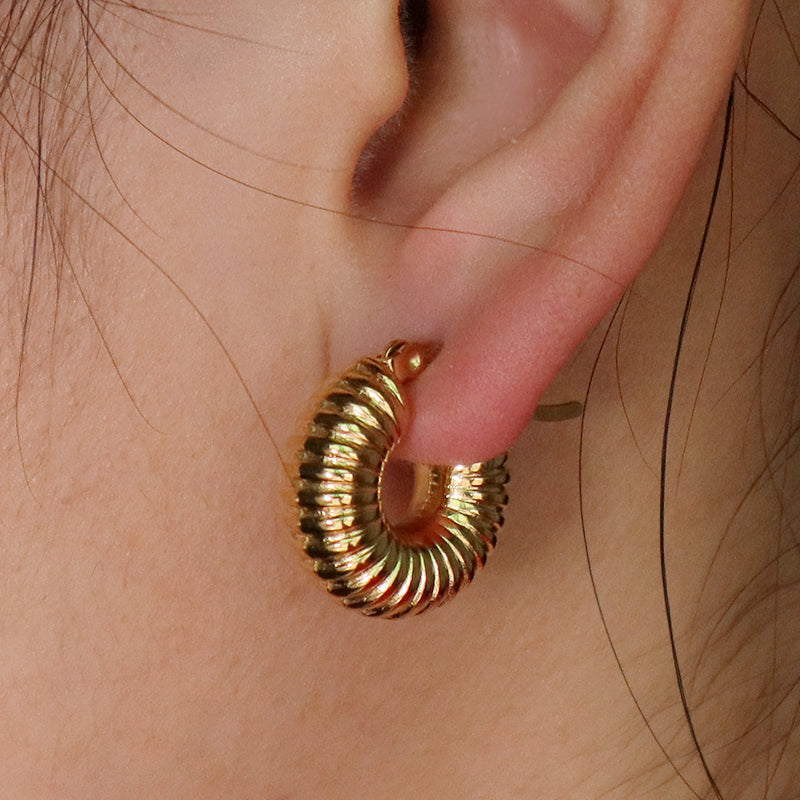New Design Women Earring Hoops Wholesale Custom Fashion Women Jewelry Gift Gold Plated Stainless Steel Chunky Hoops Earrings