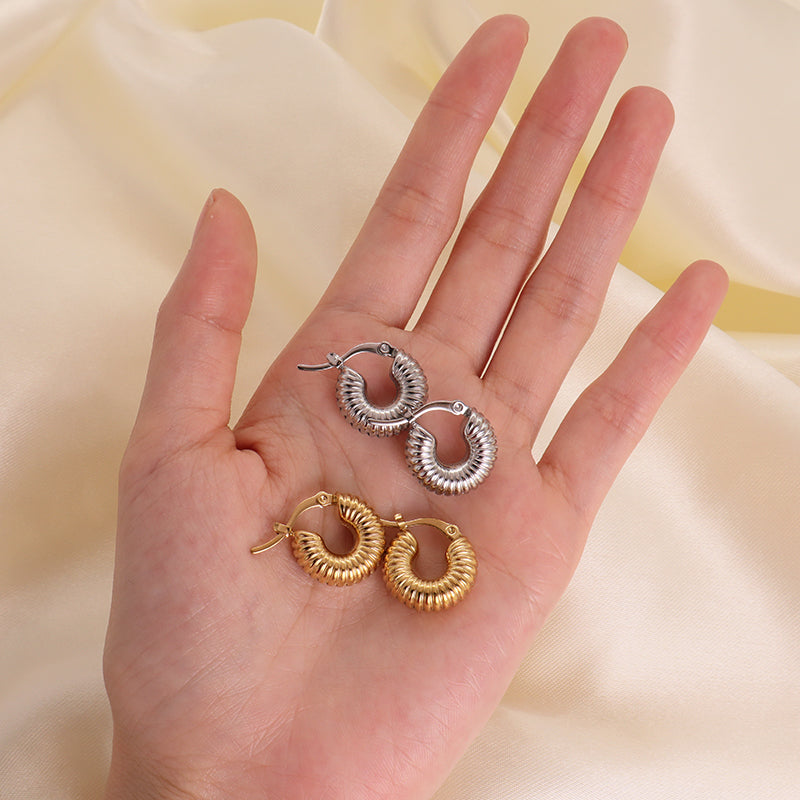 New Design Women Earring Hoops Wholesale Custom Fashion Women Jewelry Gift Gold Plated Stainless Steel Chunky Hoops Earrings