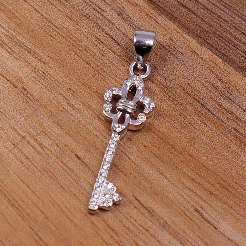 925 sterling silver claw setting high quality shinny CZ diamond key pendant & 925 silver chain necklace