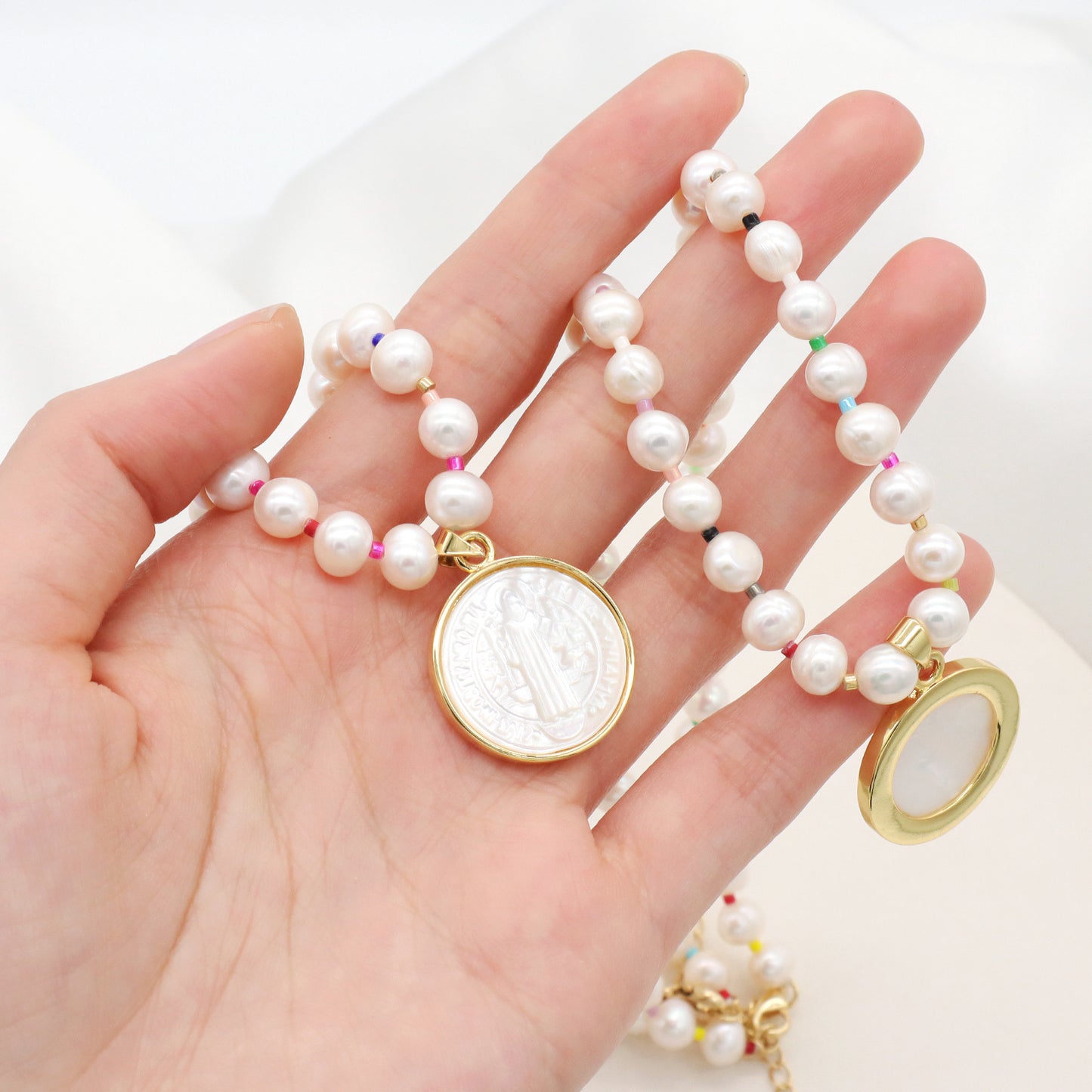 Custom 2022 OEM Factory Manufacture Wholesale Ajustable handmade Miyuki beads Choker Necklace Fresh water pearl Pendant Necklace for Women Jewelry