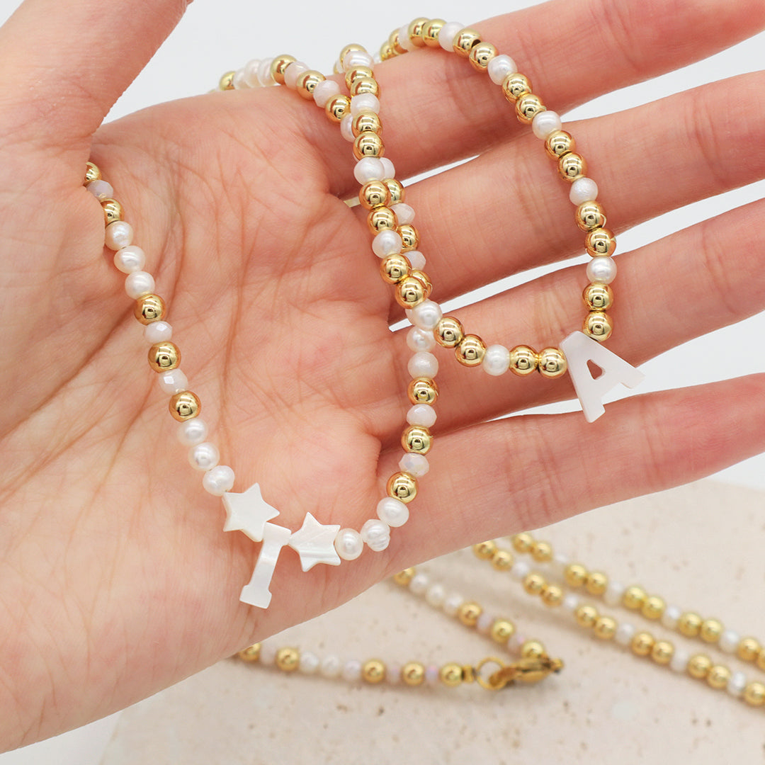Trendy Jewelry OEM Wholesale Custom fresh water pearl initial letter pendant necklace Handmade Glass Crystal Gold Plated Beads Pearl necklace