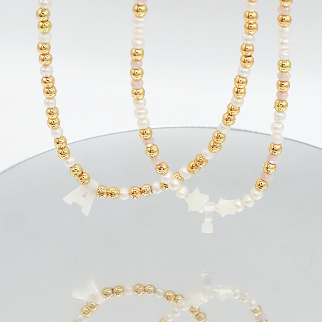 Trendy Jewelry OEM Wholesale Custom fresh water pearl initial letter pendant necklace Handmade Glass Crystal Gold Plated Beads Pearl necklace