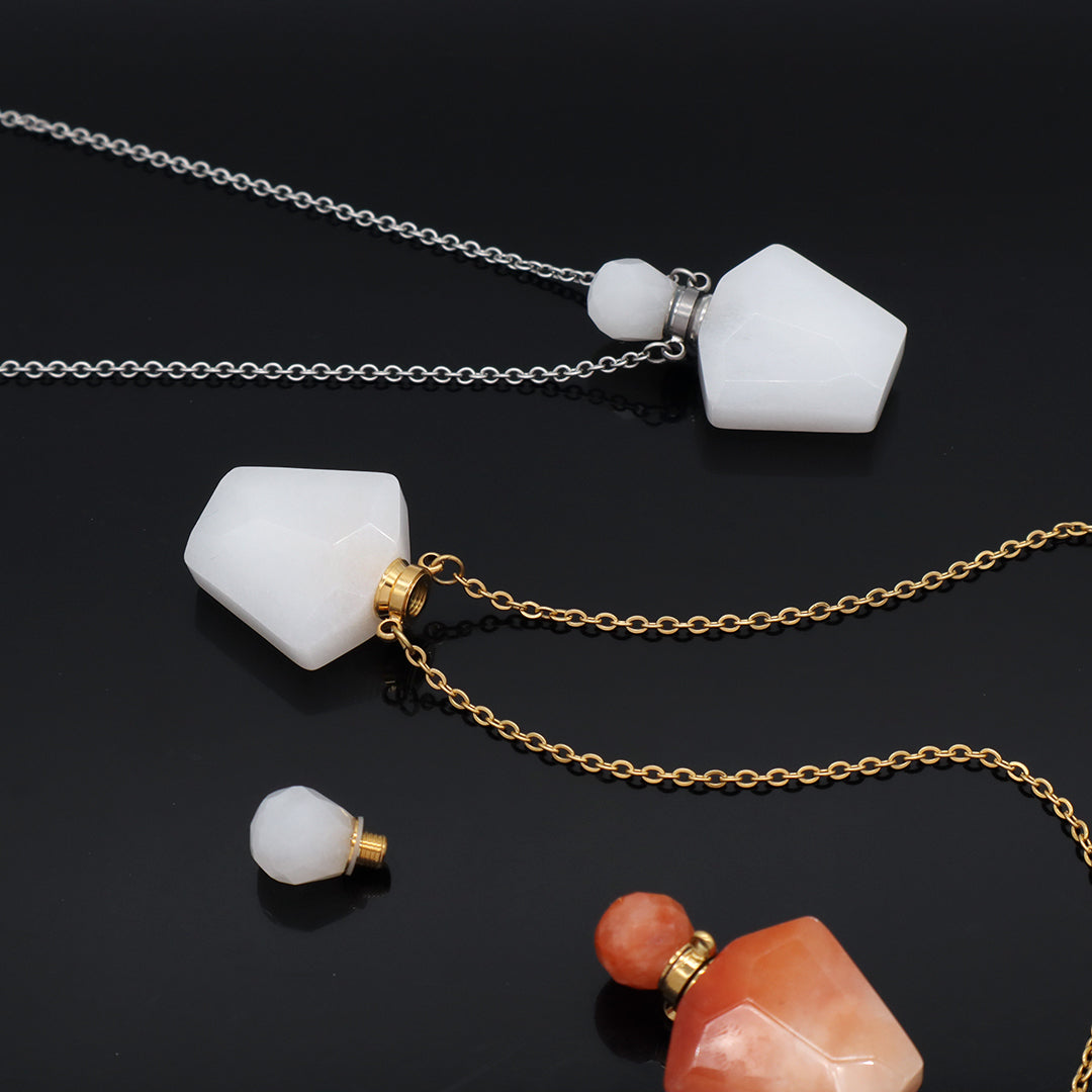 Wholesale Custom Women Gift 18K Gold Plated stainless steel Chain Natural Stone essential oil Perfume Bottle pendant necklaces