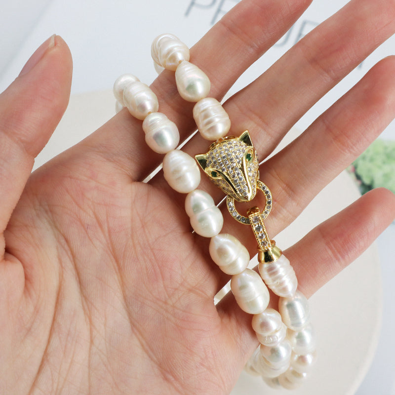 Handmade Wholesale Custom Gold Plated CZ Brass Leopard Clasp 10mm Natural Freshwater Pearl Leopard Pendant Necklace For Women