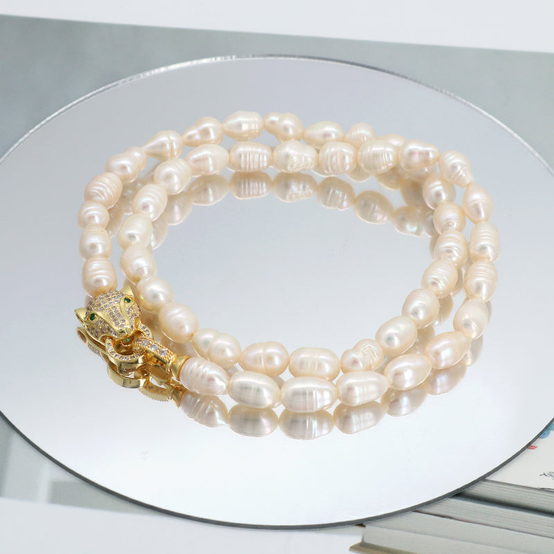 Handmade Wholesale Custom Gold Plated CZ Brass Leopard Clasp 10mm Natural Freshwater Pearl Leopard Pendant Necklace For Women