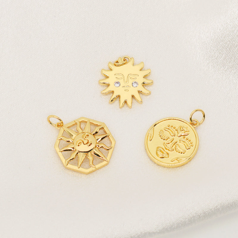 China Factory Wholesale DIY Custom Fashion Women Gold Sun Shape Charm Necklace Pendant CZ Gold Plated Sun Pendant For Jewelry