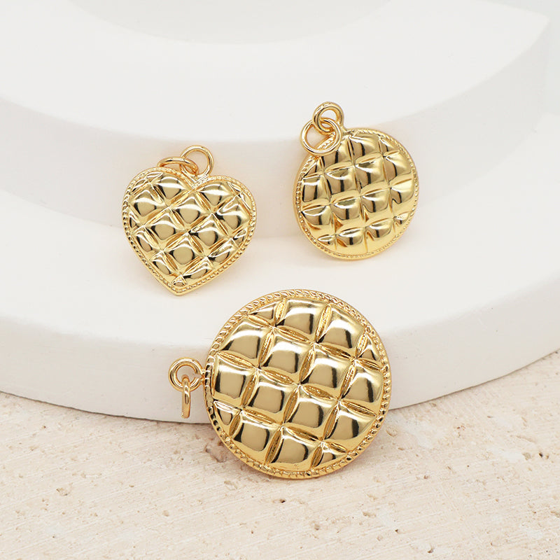 New Simple Design Gold Plated Mesh Round Heart Pendant Custom Fashionable Women Heart Charm Necklace Jewelry For DIY Supplies