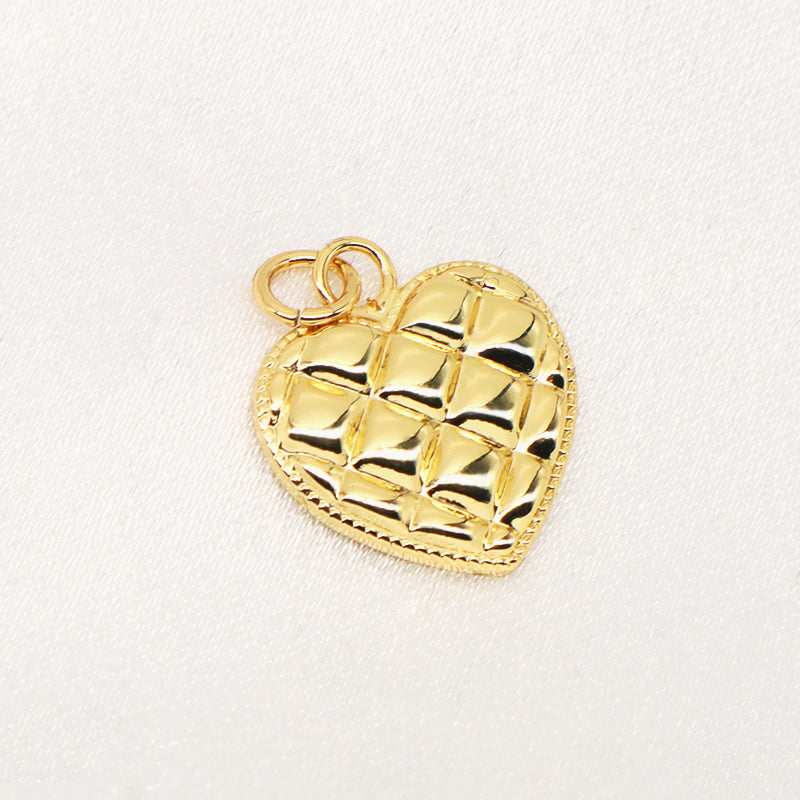 New Simple Design Gold Plated Mesh Round Heart Pendant Custom Fashionable Women Heart Charm Necklace Jewelry For DIY Supplies