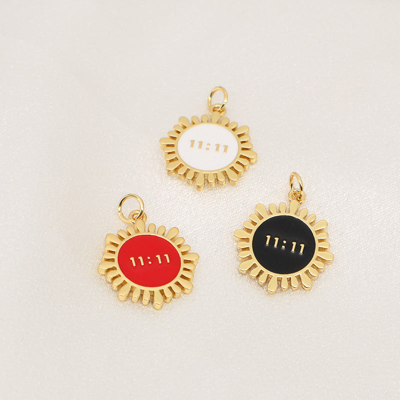 Women Girl Custom Wholesale Red White Black Charm Necklace Pendant Gold Plated Enamel Flower Shape Pendant For Diy Making