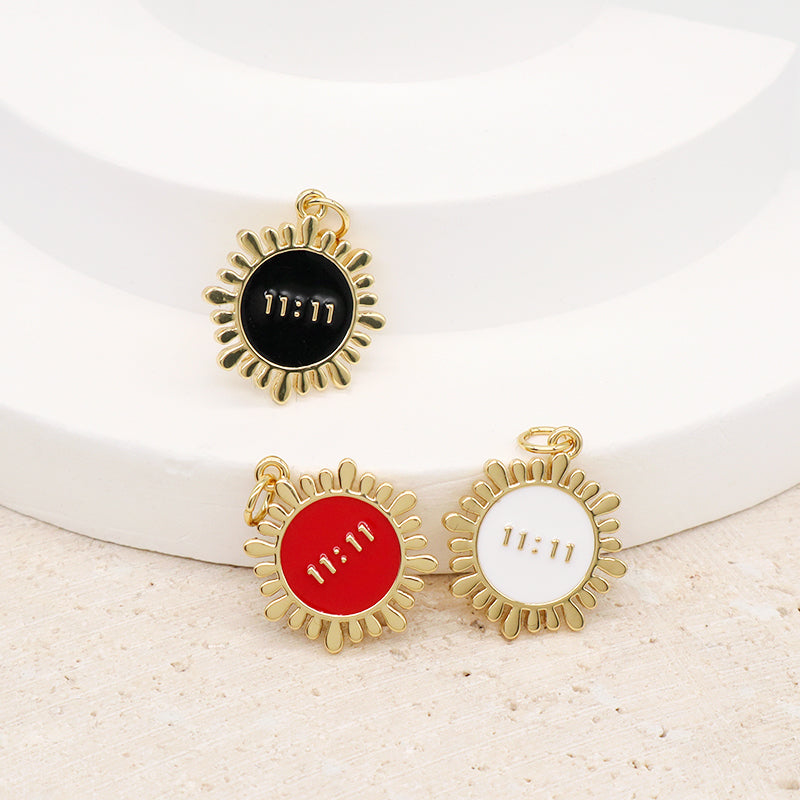 Women Girl Custom Wholesale Red White Black Charm Necklace Pendant Gold Plated Enamel Flower Shape Pendant For Diy Making