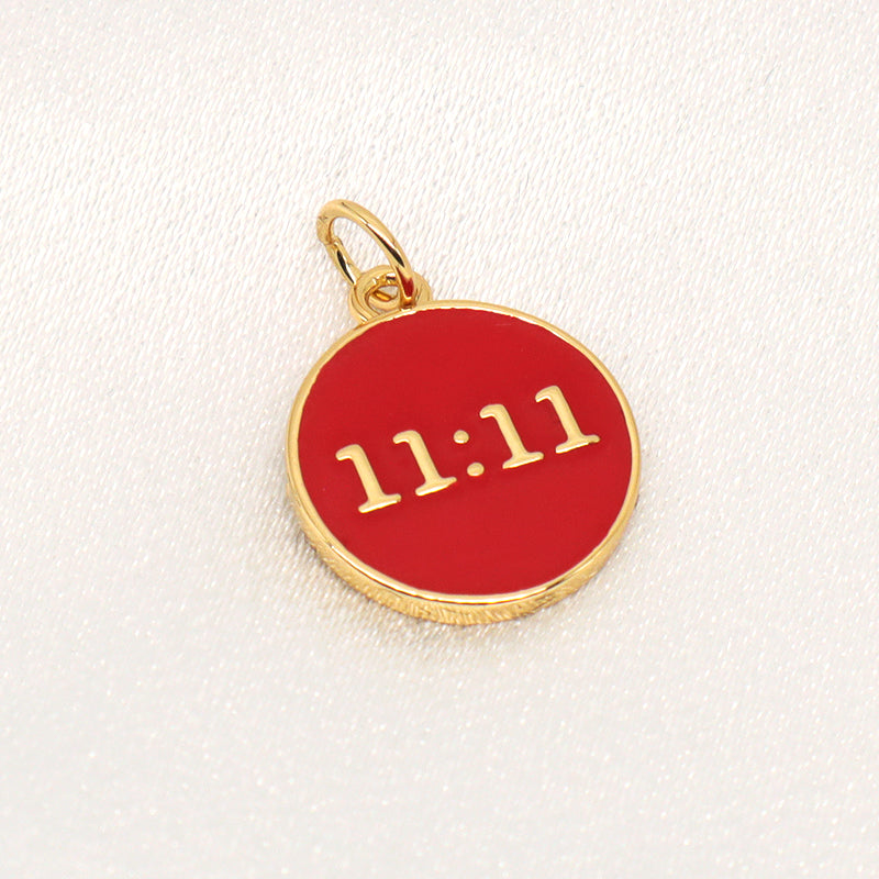 Factory Customized Diy Wholesale Red White Black Charm Pendant Jewelry Gold Plated Enamel Round Pendant For Necklace Making