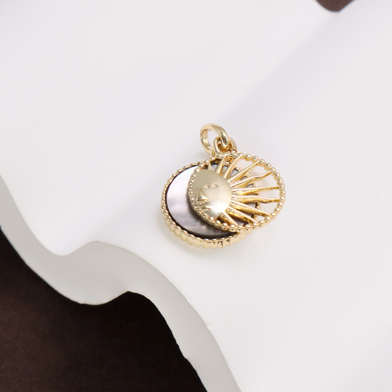 DIY Moon Charm Pendant Jewelry Factory Wholesale Custom Trendy Women Two-sided Gold Plated Moon Sun Pearl Pendant For Necklace