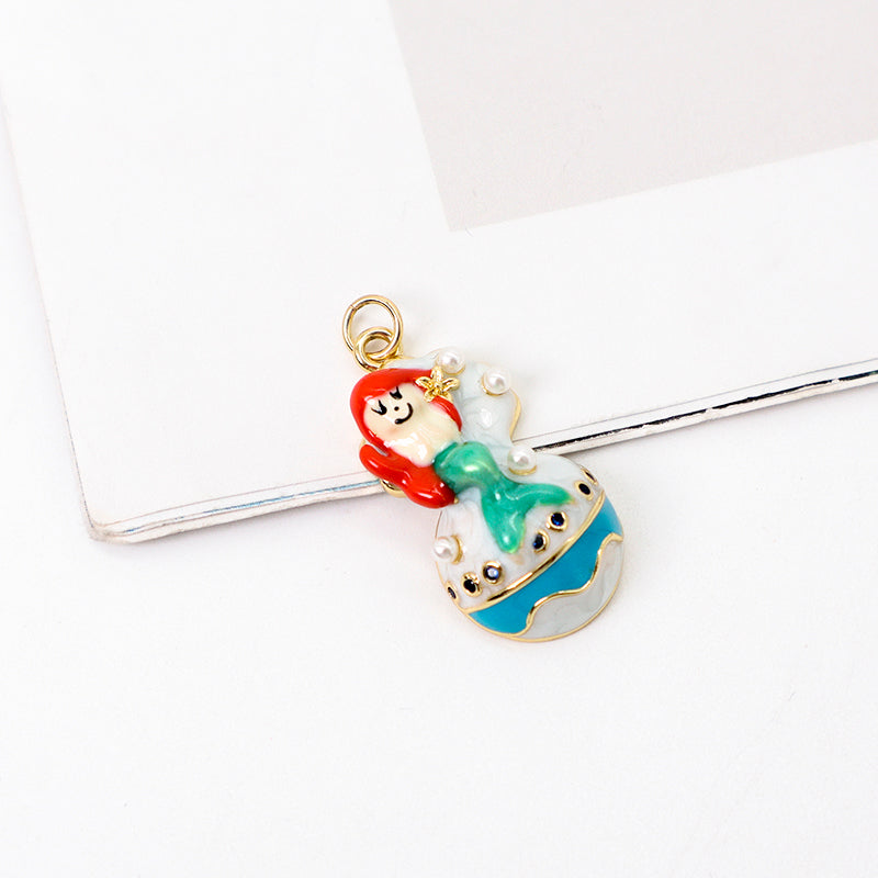 DIY Wholesale Dainty Gold Plated Mermaid Charm Jewelry Accessories Gift OEM Women Shell Enamel Mermaid Pendant For Necklace