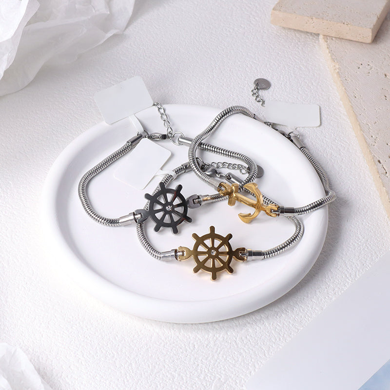China Factory Manufacture Fashionable Women Customized Wholesale Jewelry Gift Ajustable No Tarnish Stainless Steel Ship's Anchor Rudder Charm Bracelet Bangle
