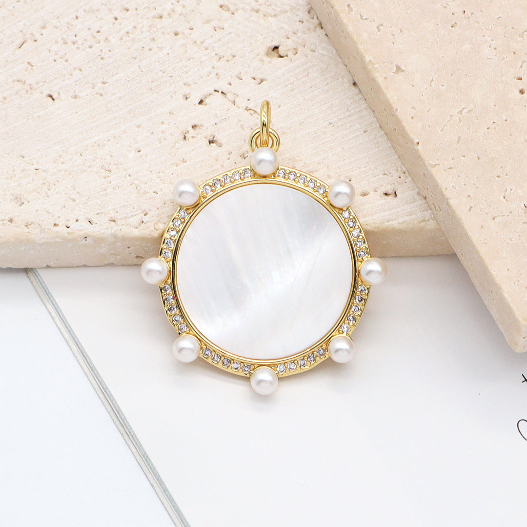 Wholesale Diy Manufacture China Factory Custom Pearl Necklace pendant charm CZ Gold Plated Round Shell Pendant For Women Gift