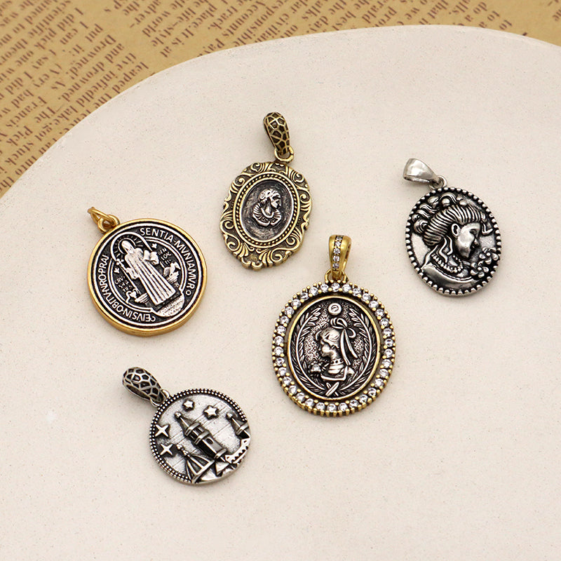 China Factory Wholesale Fashion Design Custom Charm Pendant Jewelry Gold Plated Vintage Pendant For Necklace Making