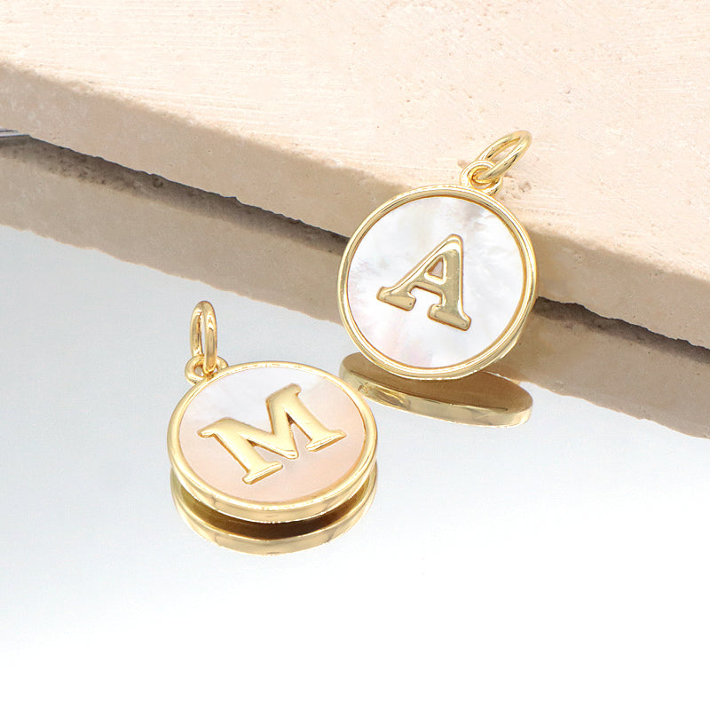 New Wholesale Custom Fashionable Factory Charm Necklace Pendant Gold Plated Round Letter Shell Pendant For Jewelry