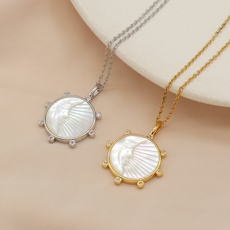 Good Quality Manufacture Moon Shell Charm Pendant Jewelry Wholesale Custom DIY Gold Plated Natural Shell Pendant For Necklace Making