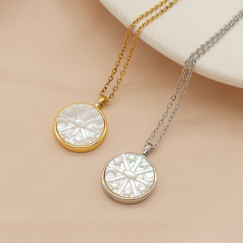 Wholesale Customized DIY Jewelry Sun Charm Pendant Gold Plated Natural Shell Pendant For Necklace