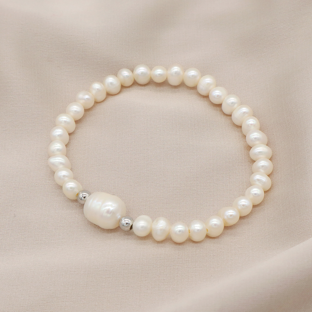 Customized Women Cross Initial Letter Charm Bracelets Handmade natural fresh water pearl beaded bracelet odm jewelry custom