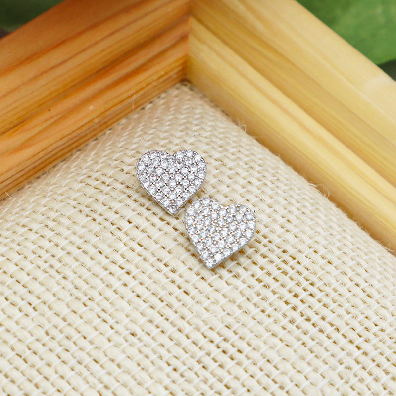 High quality 2022 summer trendy jewelry girl woman gift 925 sterling silver heart stud earrings