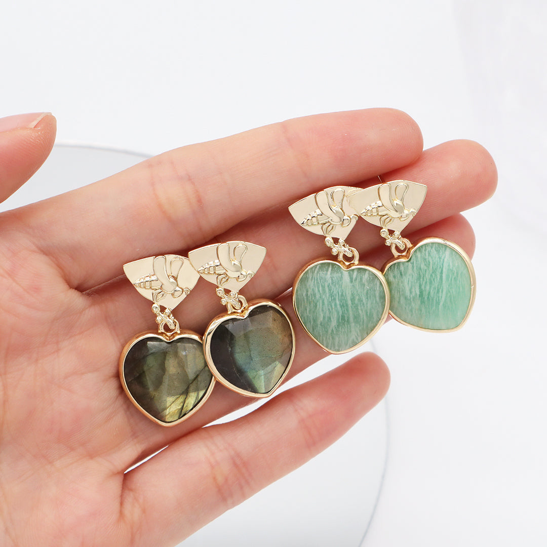 Wholesale Manufacture Women Custom Factory Various Color Gold Plated Bee Earring Stud heart shape Natural Stone Earring for Gift