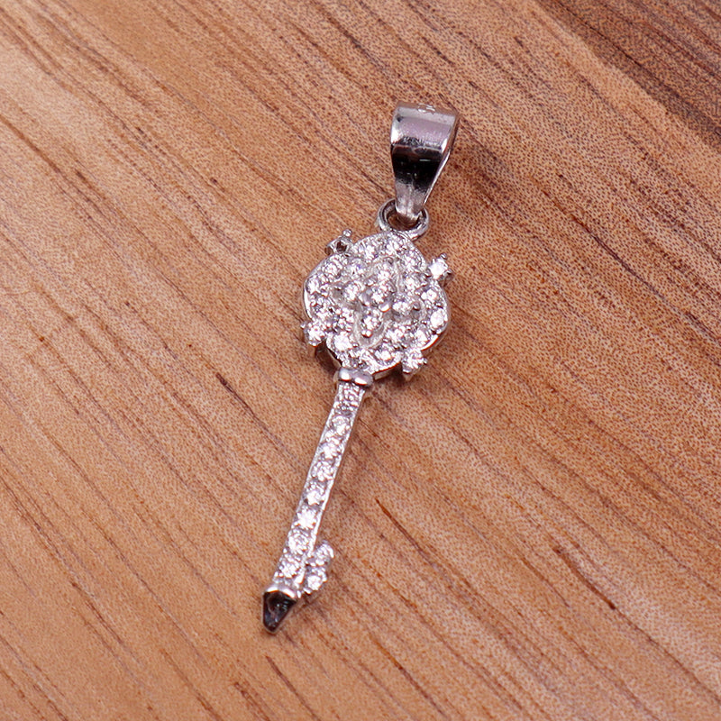925 sterling silver claw setting high quality shinny CZ diamond key pendant & 925 silver chain necklace