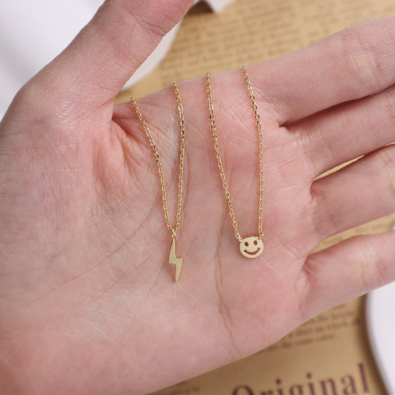 Good quality Customized Wholesale Women Jewelry Gold Plated Lightning Smiley Face Pendant 925 Sterling Silver Necklace For Gift