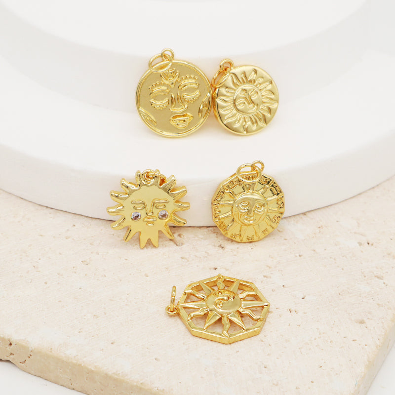 China Factory Wholesale DIY Custom Fashion Women Gold Sun Shape Charm Necklace Pendant CZ Gold Plated Sun Pendant For Jewelry