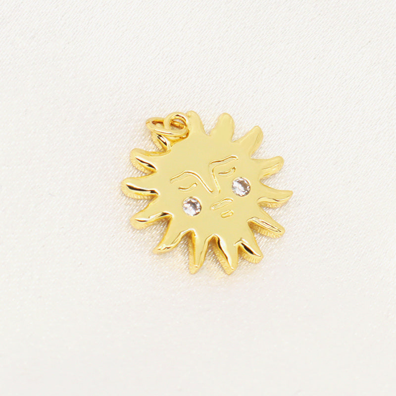 China Factory Wholesale DIY Custom Fashion Women Gold Sun Shape Charm Necklace Pendant CZ Gold Plated Sun Pendant For Jewelry