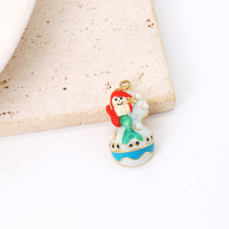 DIY Wholesale Dainty Gold Plated Mermaid Charm Jewelry Accessories Gift OEM Women Shell Enamel Mermaid Pendant For Necklace